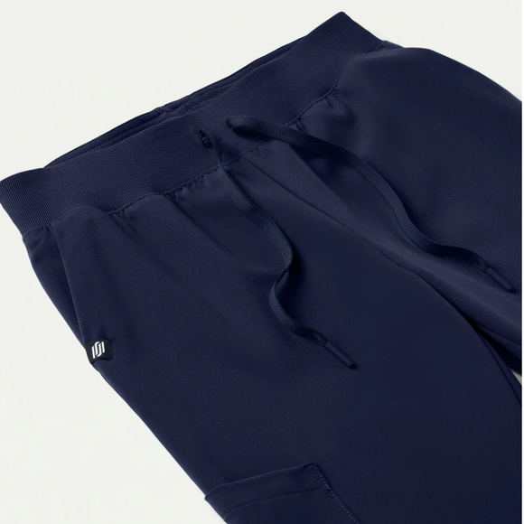 Jaanuu Silex Slim Knit-Waist Scrub Jogger - Picture 7 of 11